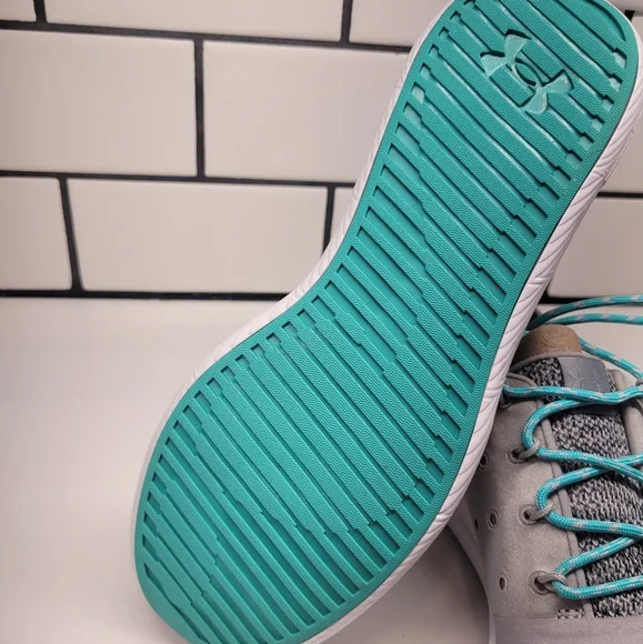 Under Armour Sport Shoes - Picture 4 of 6